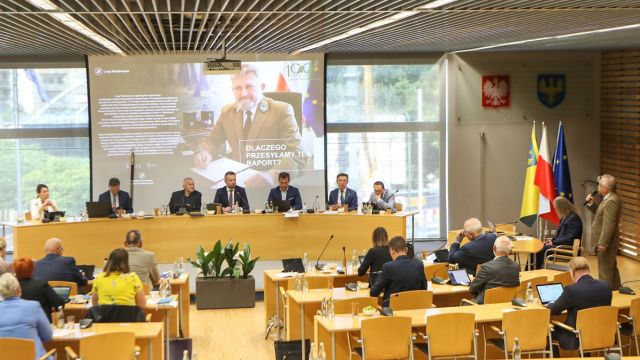 Majowa sesja sejmiku