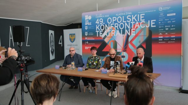 Konferencja prasowa nt. konfrontacji