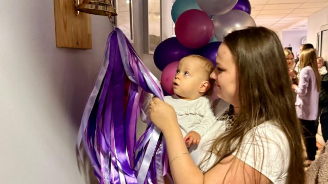 Dzwon wcześniaków w KCGPiN w Opolu