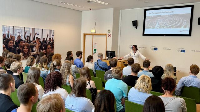 Laureaci Euroquizu w Brukseli