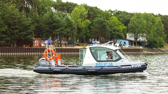 Łódź patrolowa dla policji