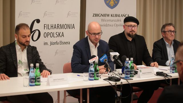 Konferencja prasowa w filharmonii
