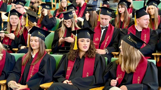 Absolwenci - lekarze