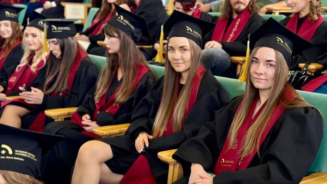 Absolwenci - lekarze