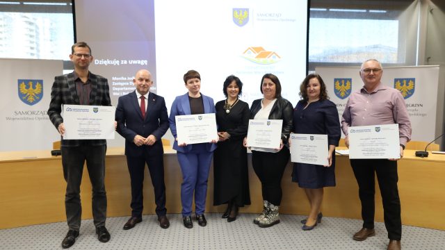 Wręczenie tablic MIS