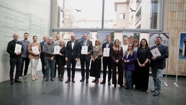 Przekazanie umów MBO