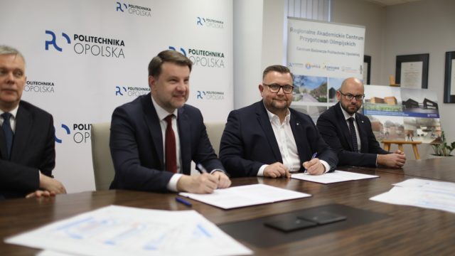 Porozumienie w sprawie hali na PO