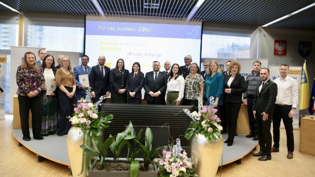 wręczenie umów EBO