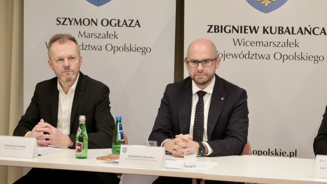 O festiwalu Kwitnące azalie