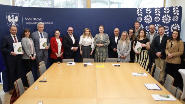 Kolejne umowy LEADERA