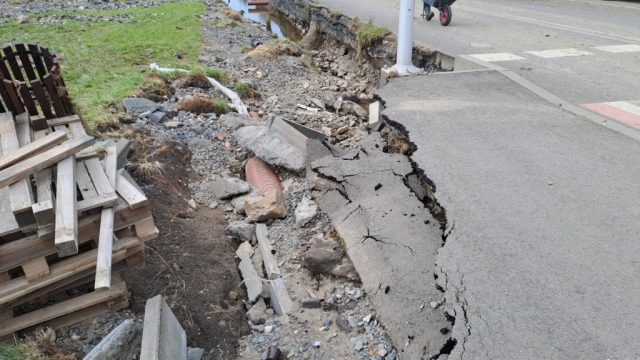 Umowa na odbudowę drogi w Branicach